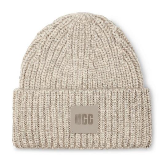 UGG Women s Chunky Rib Knit Beanie