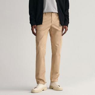 Pantalon chino en sergé à coupe ajustée pour hommes