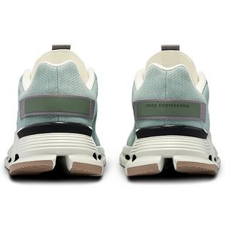 On Chaussures de course Cloudnova Form pour femmes