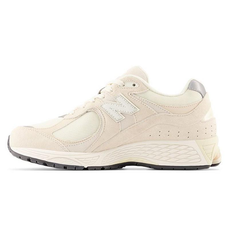 New Balance Unisex 2002R Shoe