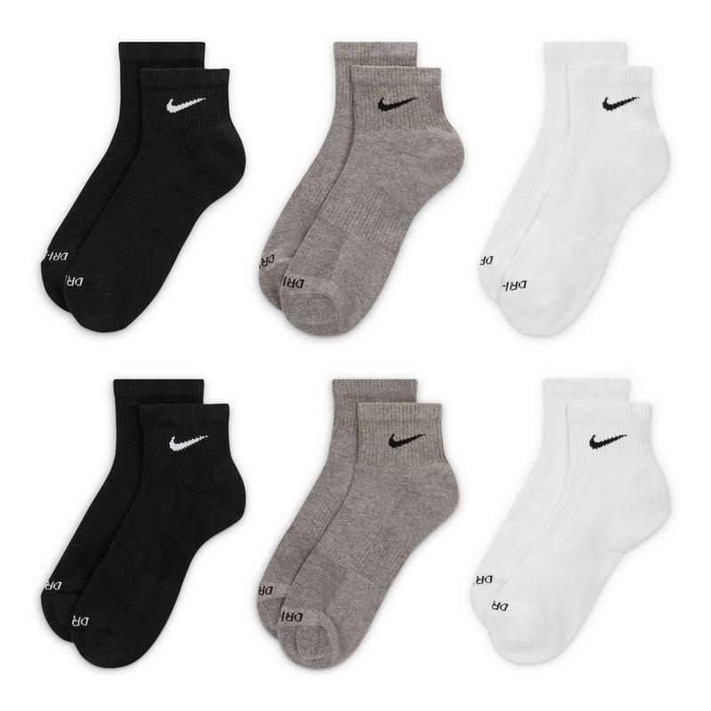 Nike Unisex Everyday Plus Cushioned Ankle Sock (6 Pack)