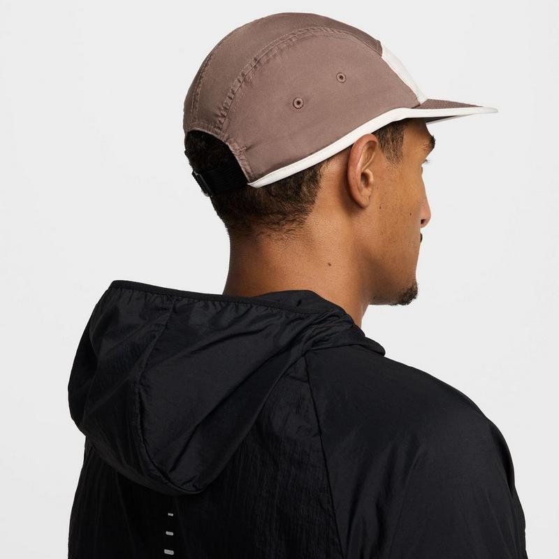 Nike Casquette non structur&eacute;e Dri-FIT Swoosh unisexe