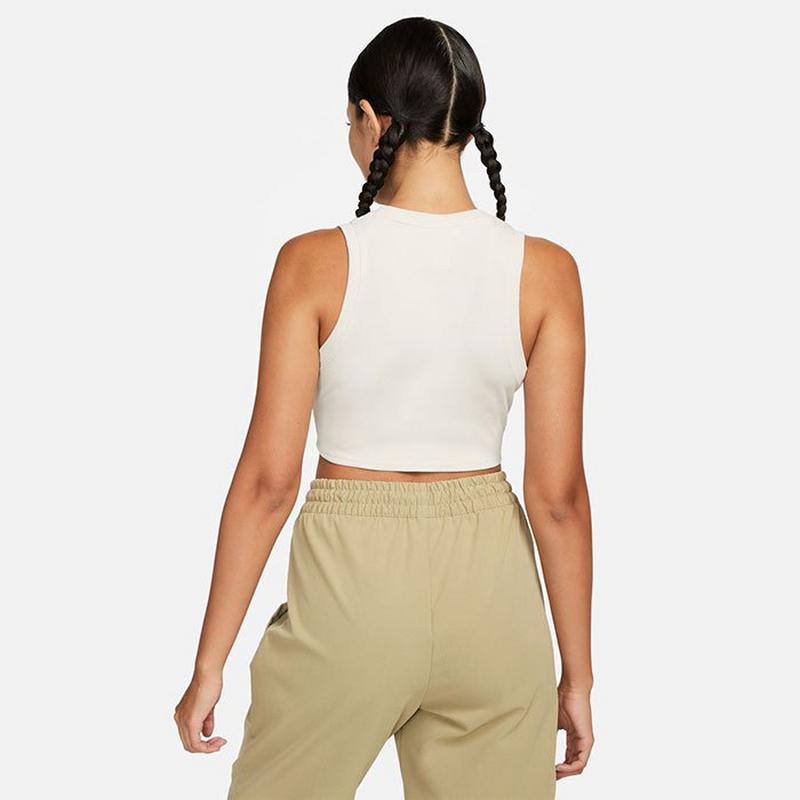 Nike Camisole court Sportswear Chill Knit &agrave; nervures miniatures pour femmes