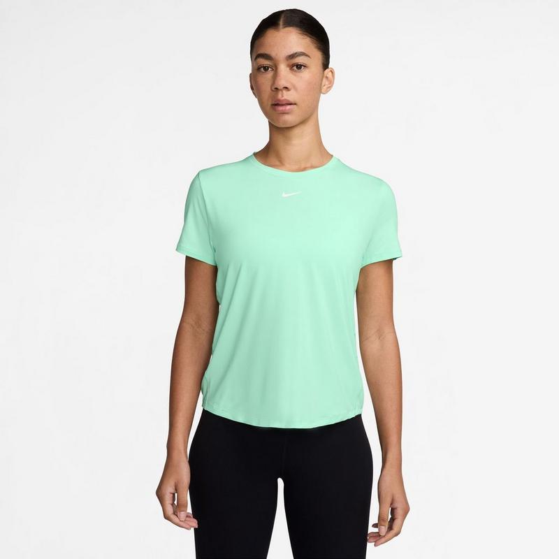 Nike Haut &agrave; manches courtes One Classic Dri-FIT pour femmes