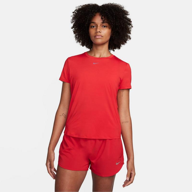 Nike Haut &agrave; manches courtes One Classic Dri-FIT pour femmes