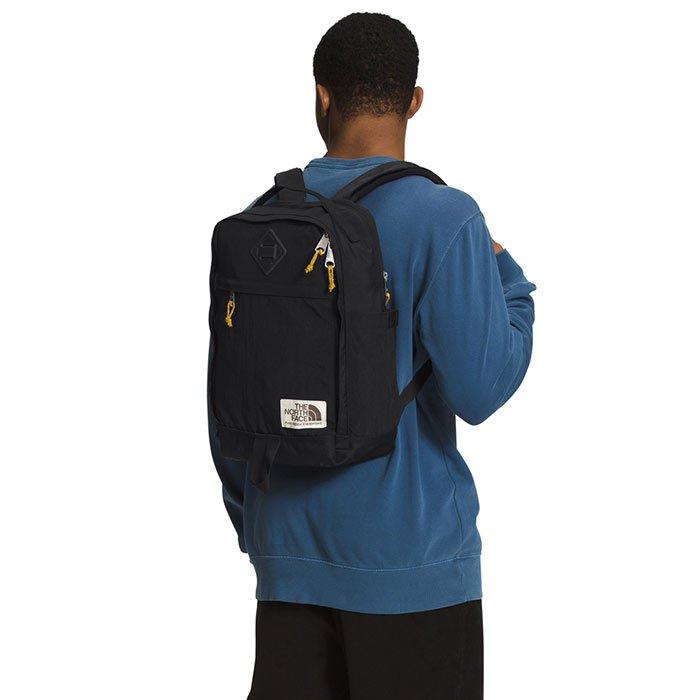 The North Face Berkeley Daypack Black Mineral Gold