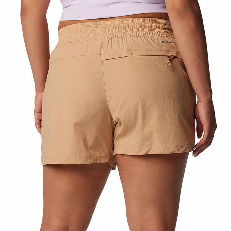 Columbia Women's Boundless Trek&trade; Active Cargo Short (Plus Size)