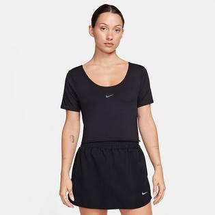 Nike Women's One Classic Cropped Twist Top