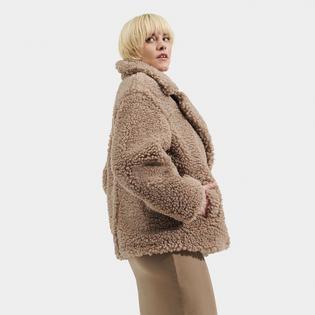 UGG Manteau court en peluche Gertrude pour femmes