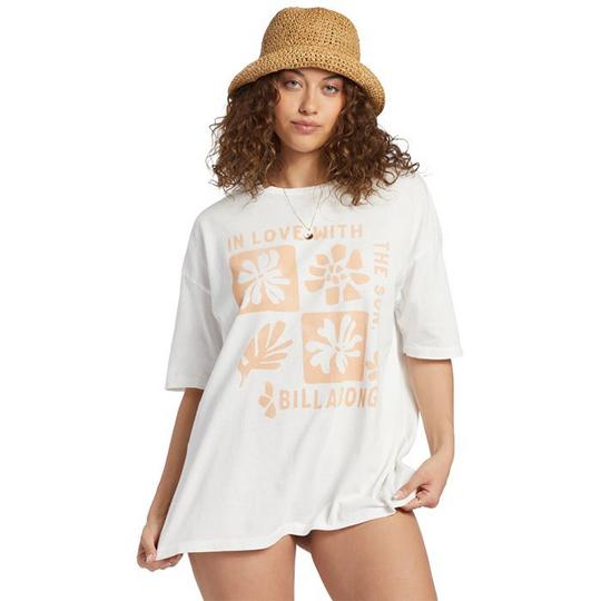 Women s In Love With The Sun T-Shirt