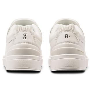 On Women's The Roger Advantage Shoe