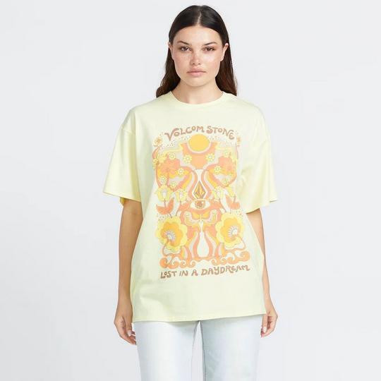 Volcom Women s Farm To Yarn Throw Sun Keep T-Shirt