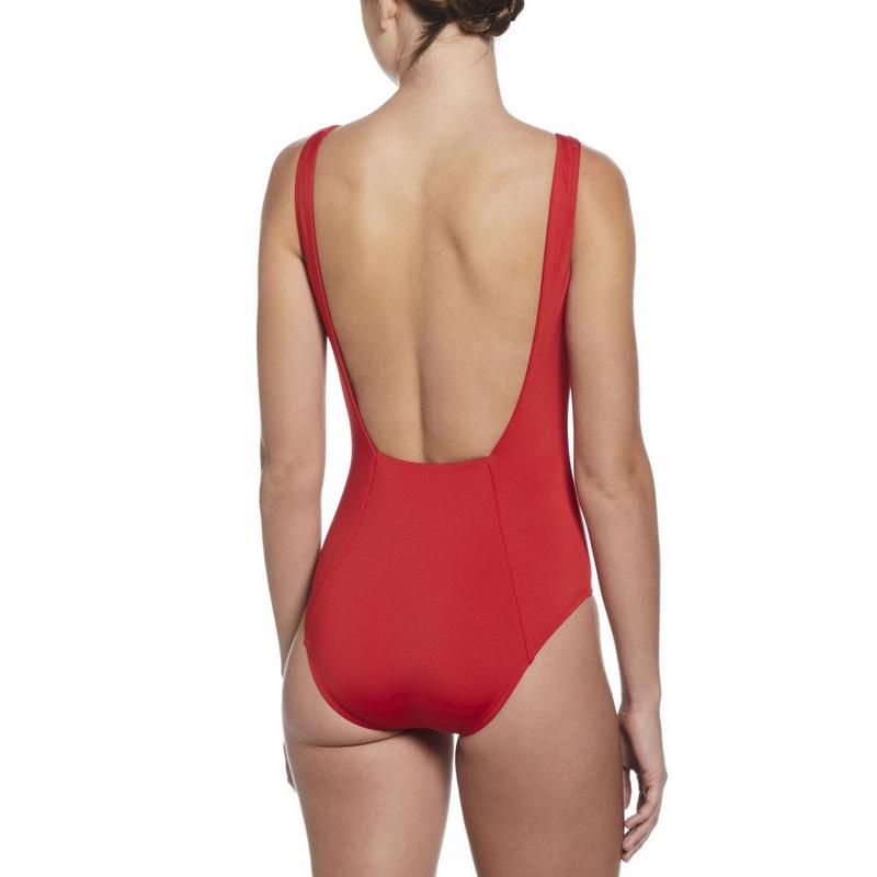 Nike Maillot de bain une pi&egrave;ce Essential &agrave; dos en U pour femmes