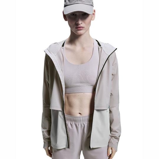 Women's Core Jacket | Black | On Canada