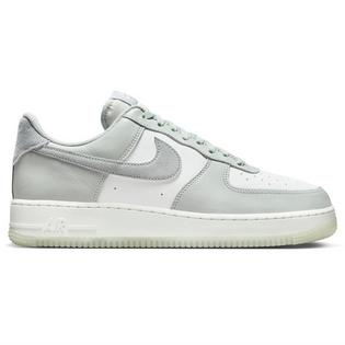 Nike Men's Air Force 1 '07 LV8  Shoe