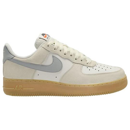 Men s Air Force 1  07 LV8 Shoe