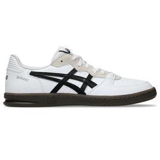 Does asics make casual shoes best sale