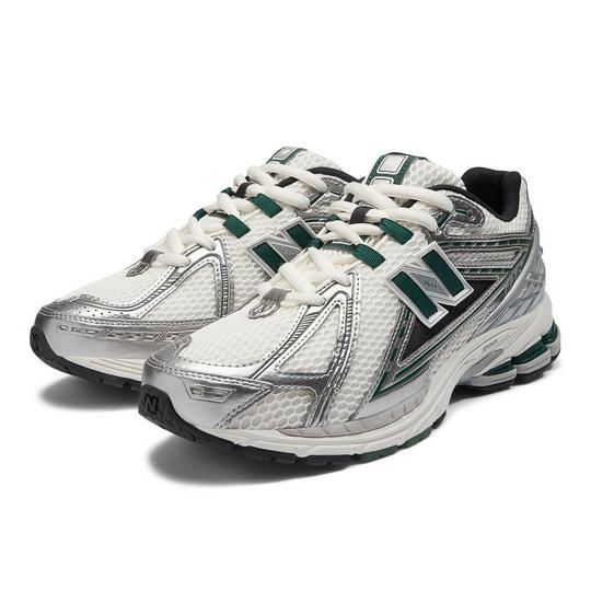ニューバランス New Balance 1906R ★男女兼用★ レビュー】ニューバランス1906はオシャレで履きやすいって本当