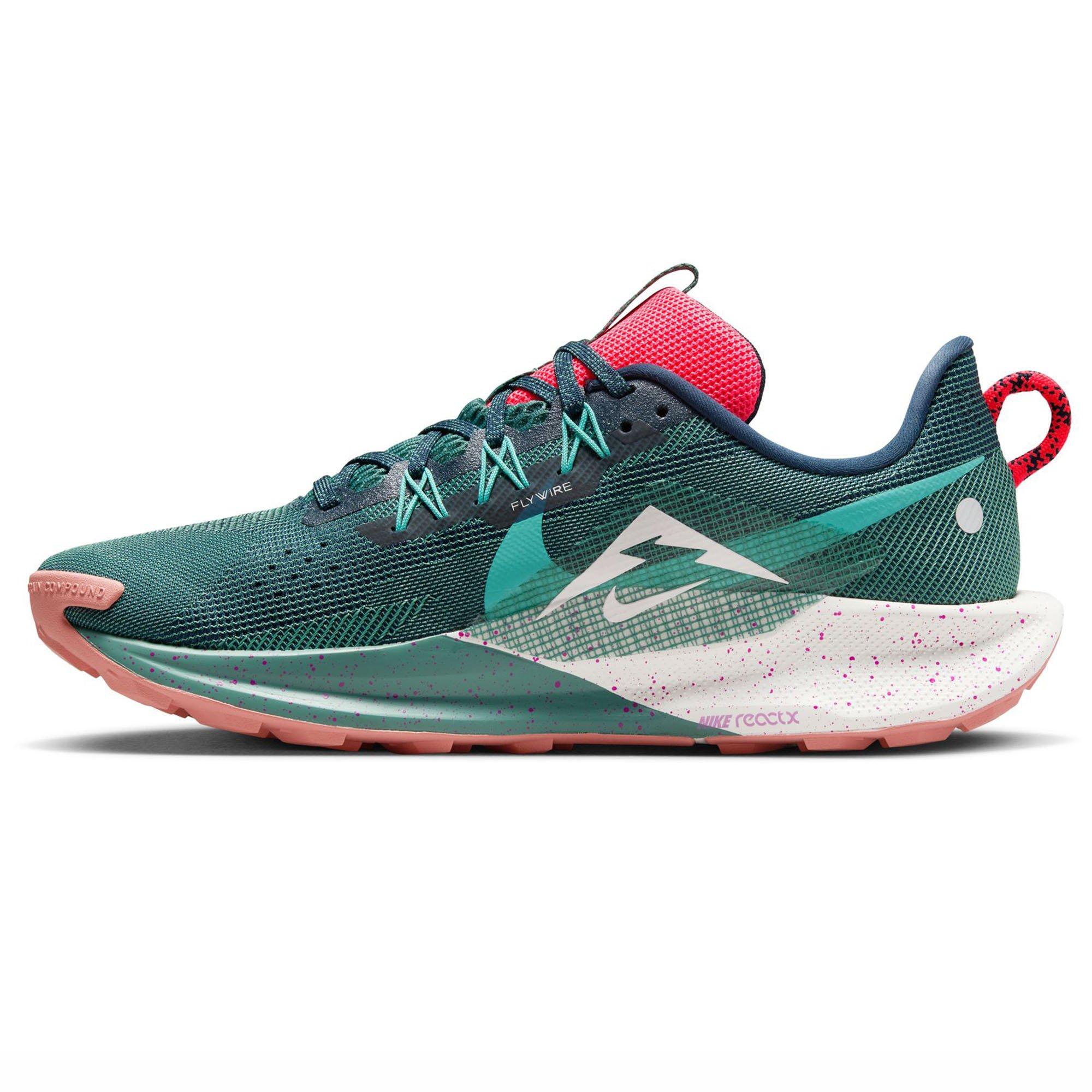 Men's Pegasus Trail 5 Running Shoe