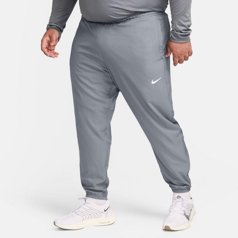Nike Pantalon tiss&eacute; Challenger Dri-FIT pour hommes