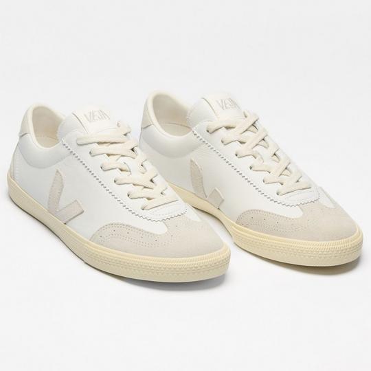 Unisex Volley Leather Sneaker | Veja | Sporting Life Online