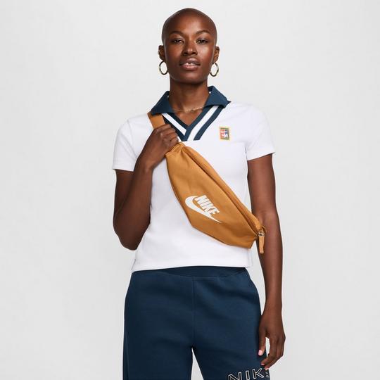 Nike shoulder fanny pack store
