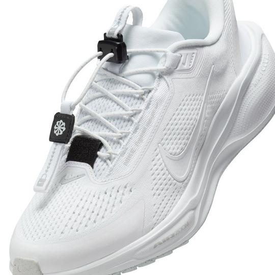 Nike run easy women's deals