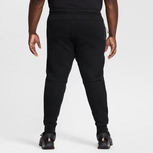 Nike Pantalon de jogging ajust&eacute; Tech Fleece pour hommes