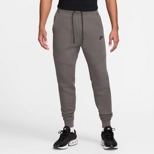 Nike Men's Sportswear Tech Fleece Slim Fit Jogger Pant