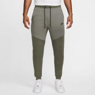 Nike Men's Sportswear Tech Fleece Slim Fit Jogger Pant