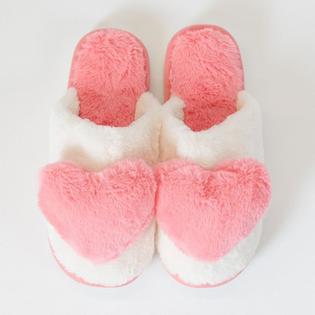 Lyla + Luxe Women's Heart Printed Slipper