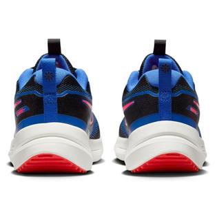 Nike Juniors' [3.5-7] Cosmic Runner Running Shoe