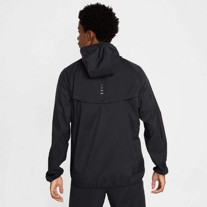 Nike Manteau de course Stride Repel UV pour hommes