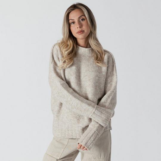 Lyla + Luxe Women s Tanya Knit Sweater