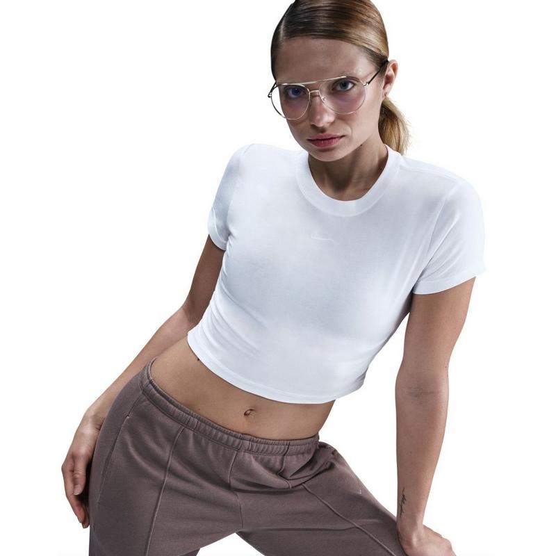 Nike T-shirt court en tricot Sportswear Chill pour femmes