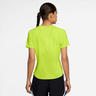 Nike Haut de course &agrave; manches courtes Swift Dri-FIT pour femmes