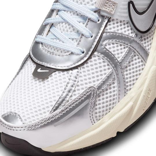 W NIKE V２Ｋ　RUN Nike V2K Run | Foot Locker Canada