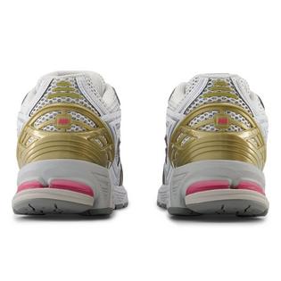 New Balance Unisex 1906R Shoe