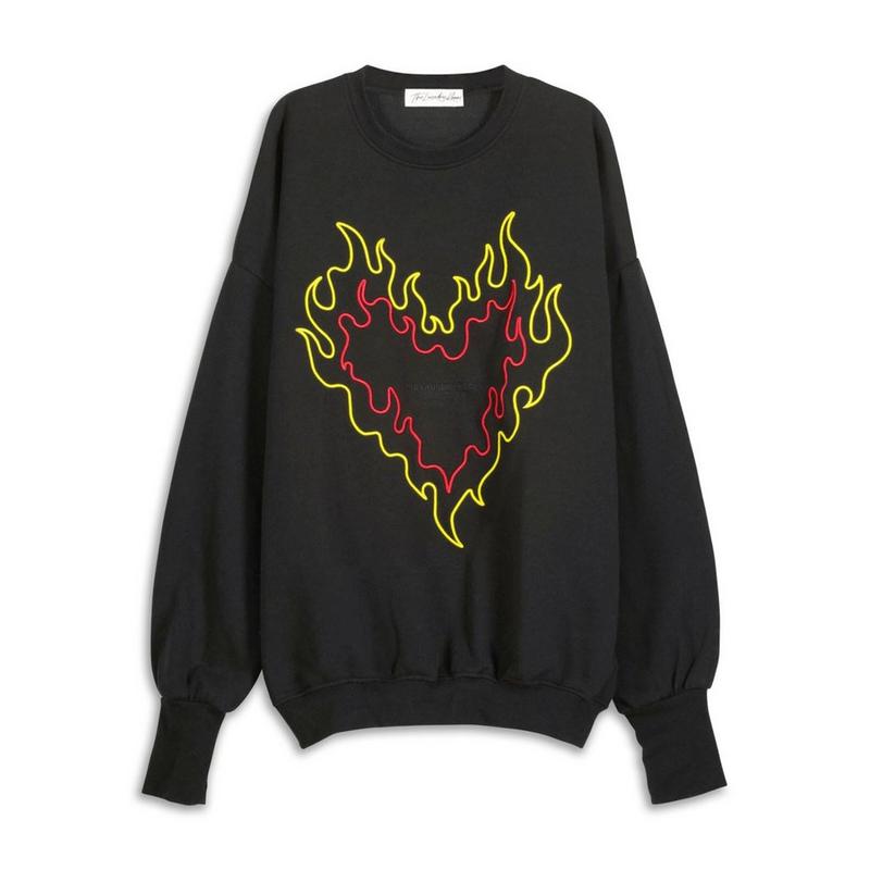The Laundry Room Chandail Burn Heart Jump pour femmes
