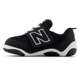 New Balance Babies' [5-10] New-B First Shoe (Wide)
