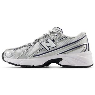 New Balance Juniors' [3.5-7] 740 Shoe
