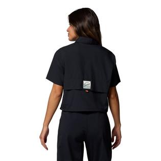 Columbia Women's Cove Beach Woven Cropped Short Sleeve Shirt