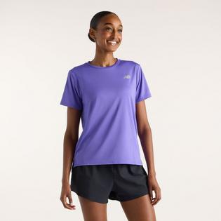 New Balance T-shirt Sport Essentials pour femmes