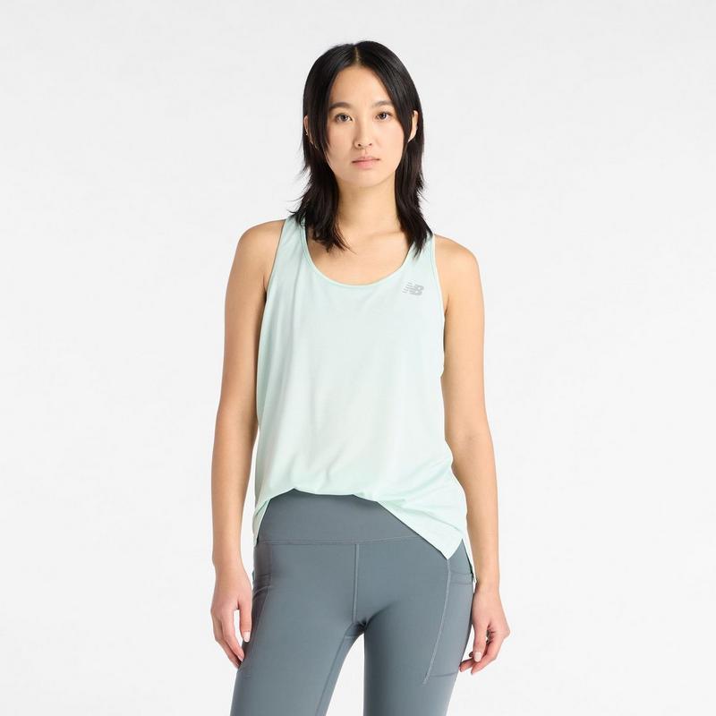 New Balance D&eacute;bardeur Sport Essentials pour femmes