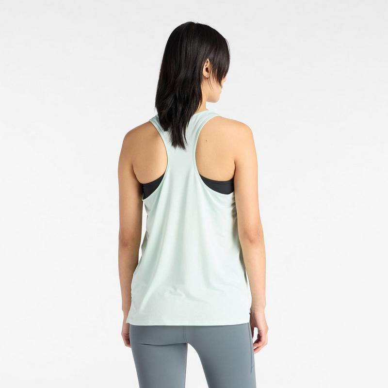New Balance D&eacute;bardeur Sport Essentials pour femmes