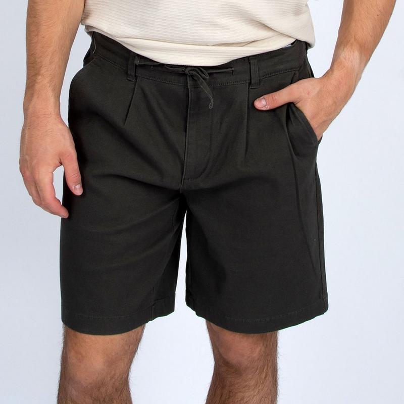 Oak & Ivy Short Oak en serg&eacute; pour hommes