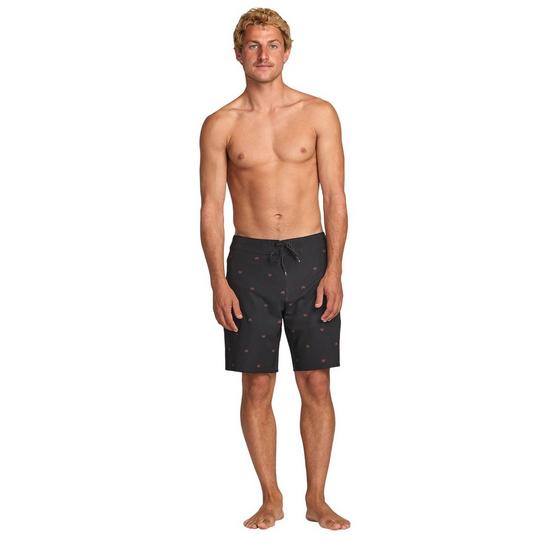 Men's Sundays Pro Performance Boardshort | Billabong | Sporting