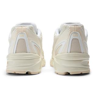 New Balance Unisex 740 Shoe