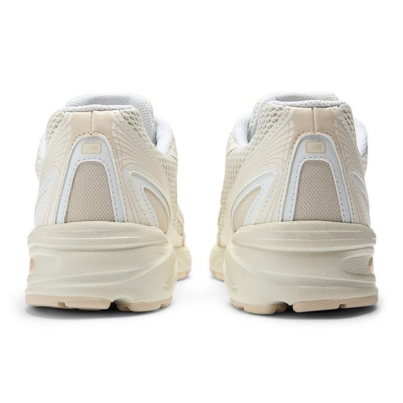 New Balance Unisex 740 Shoe