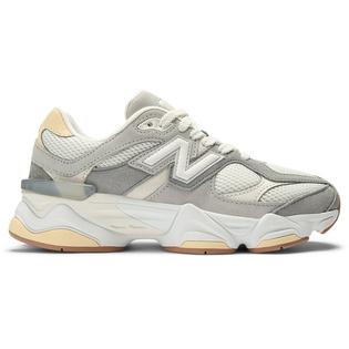 New Balance Juniors' [3.5-7] 9060 Shoe